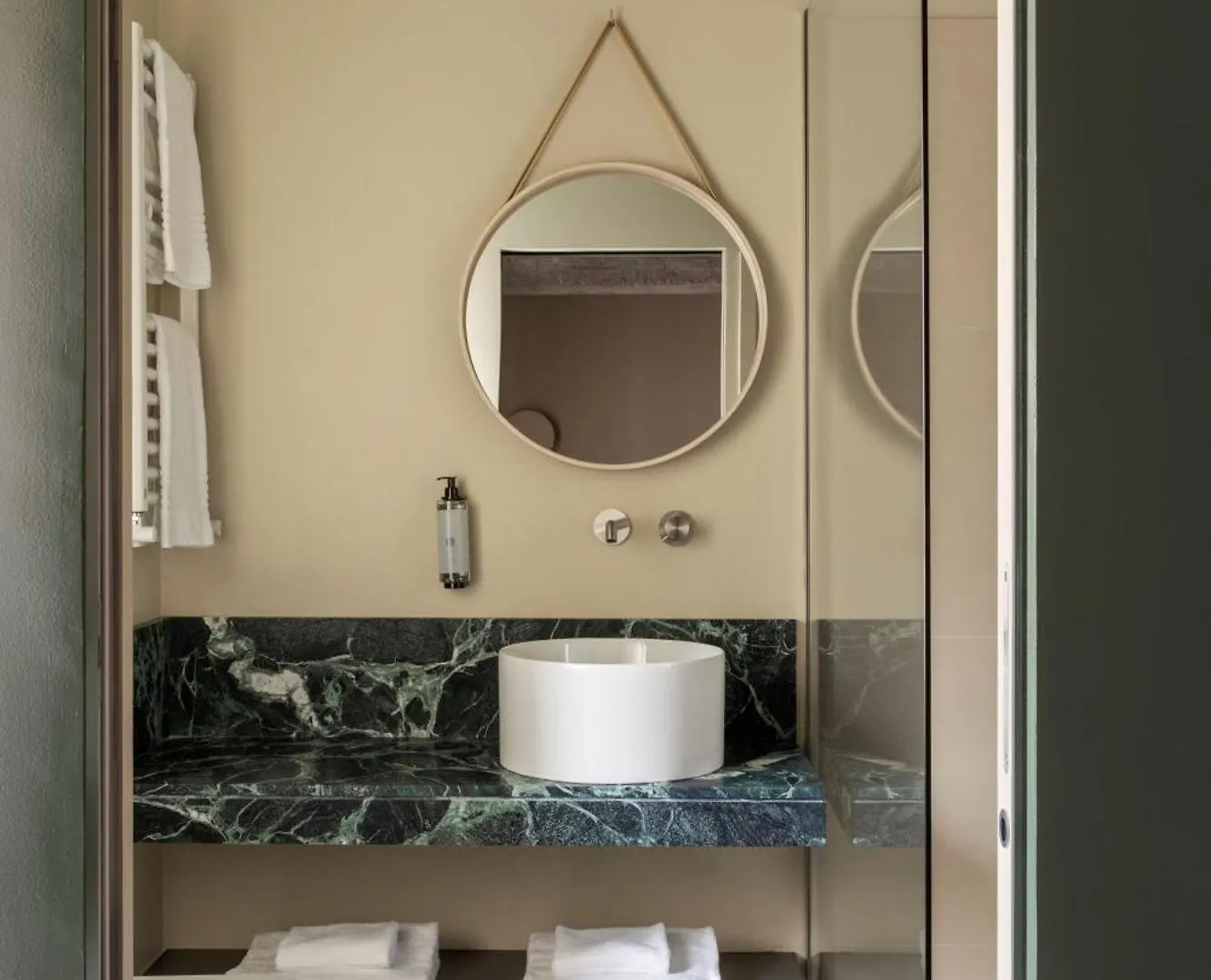 Bed & Breakfast Atel Guest House Rome Italy